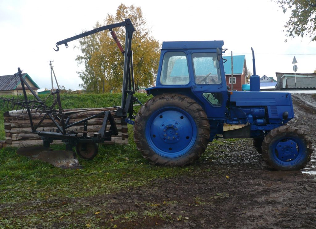 Права на трактор в Ленске